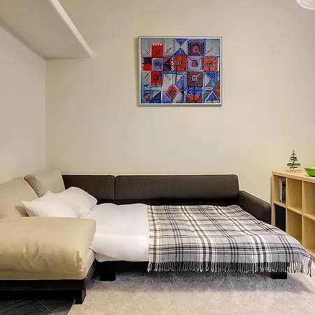 דירה House *